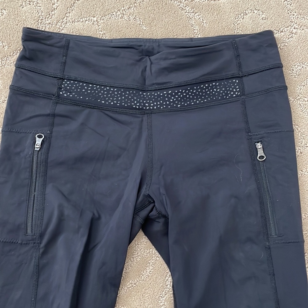 Lululemon 3/4 Length Run Swiftly Pants Size 6 - image 2